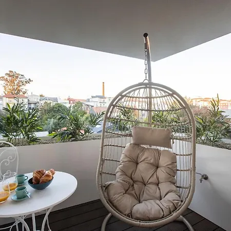 Bombarda 2L - Peaceful Studio In Art District By Lovelystay Porto